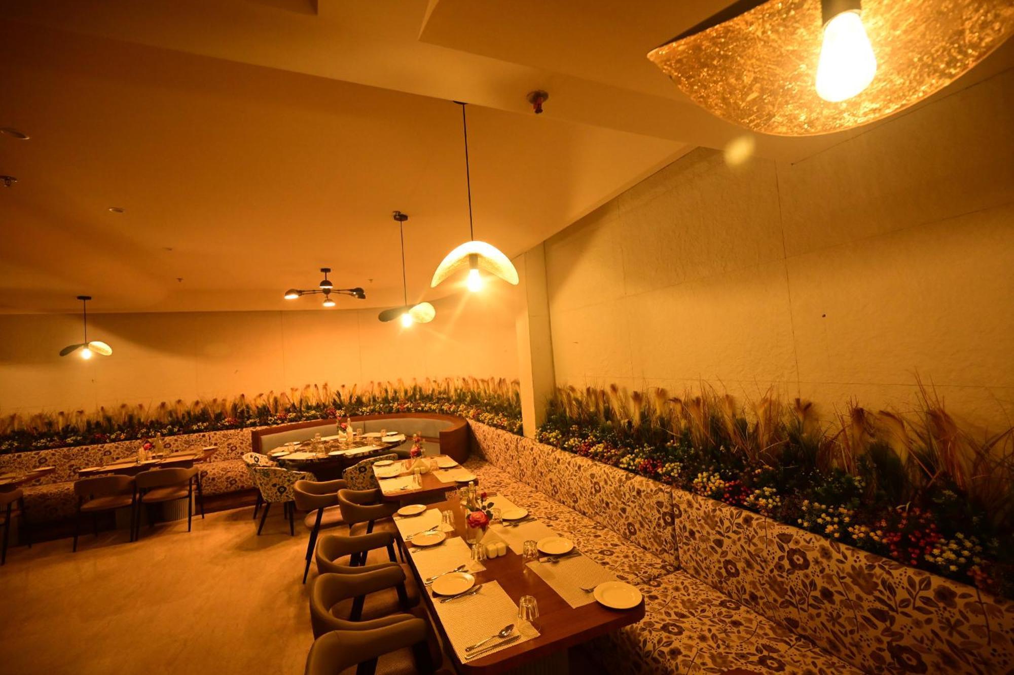 Coco Cabana Varanasi Eksteriør bilde