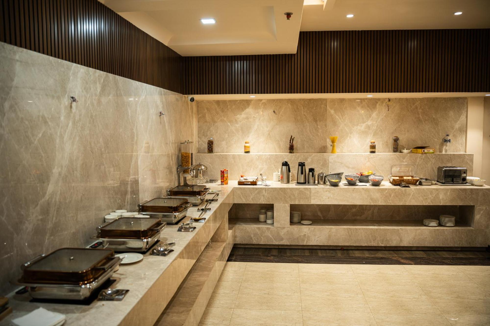 Coco Cabana Varanasi Eksteriør bilde